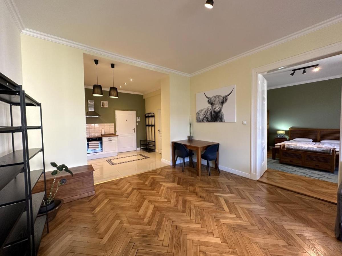 Gorkeho Apartment In City Centre Bratislava Exteriér fotografie